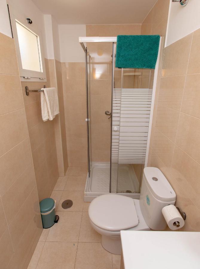 Holidays By The Sea Apartments مالقة المظهر الخارجي الصورة