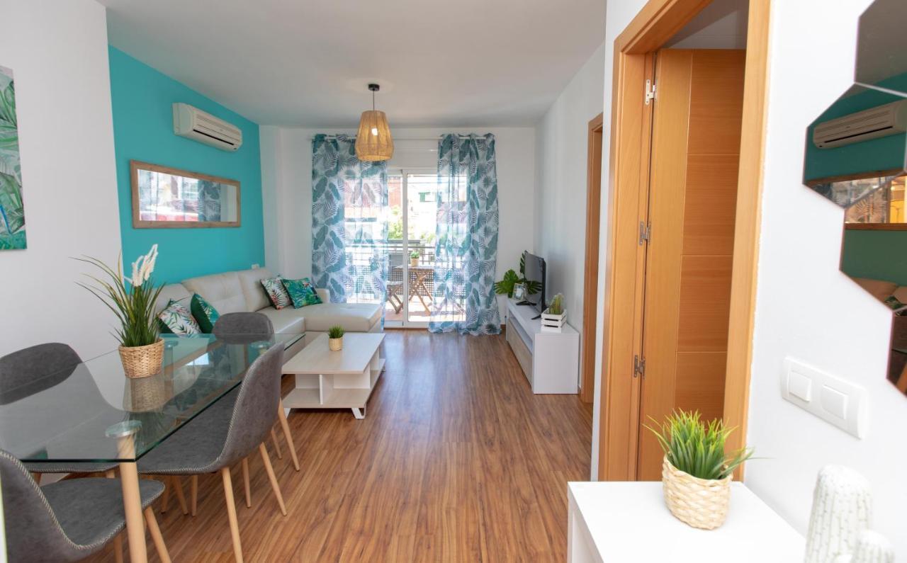 Holidays By The Sea Apartments مالقة المظهر الخارجي الصورة
